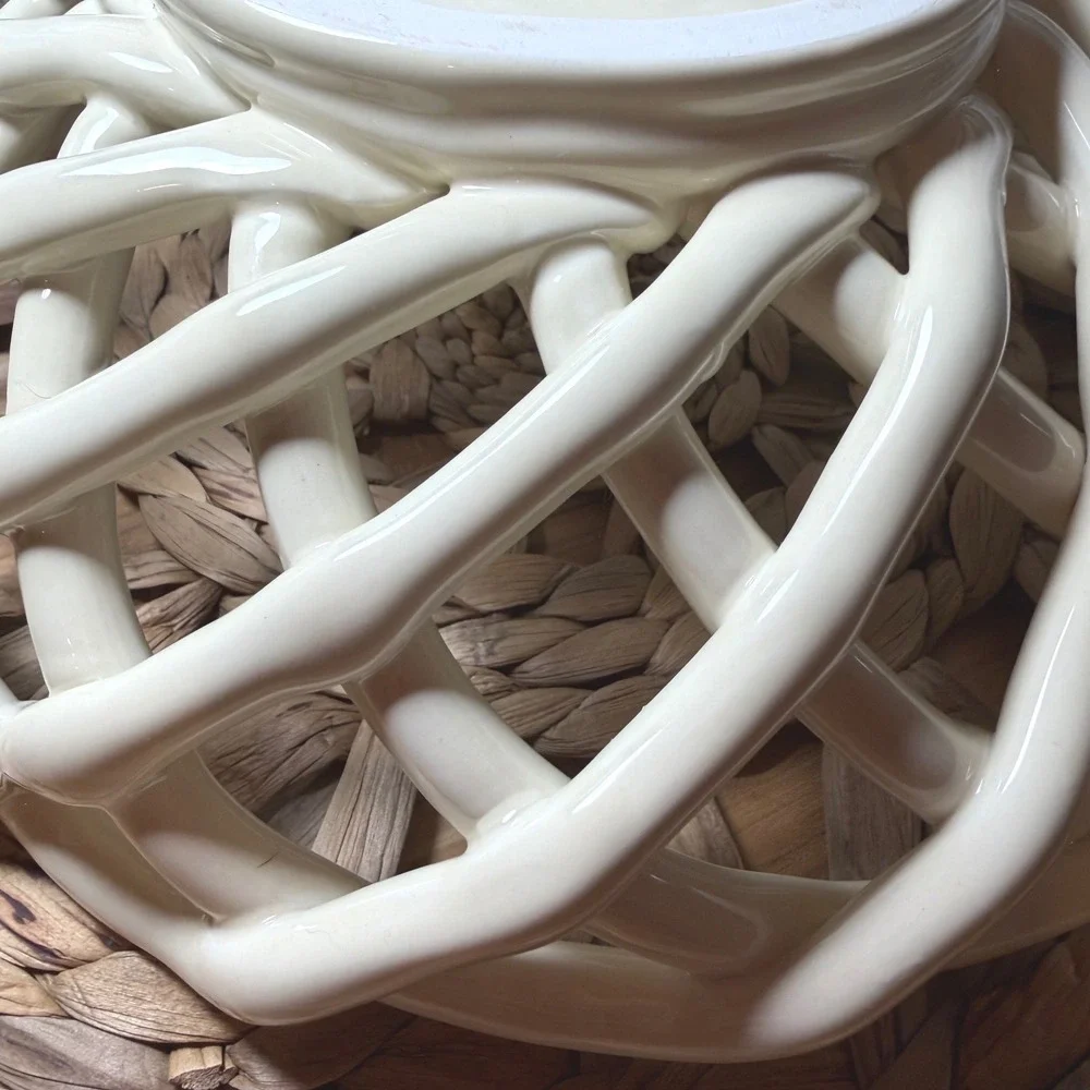 Casafina Portugal Cream Ceramic Woven Lattice Basket Bowl Medium Round 10